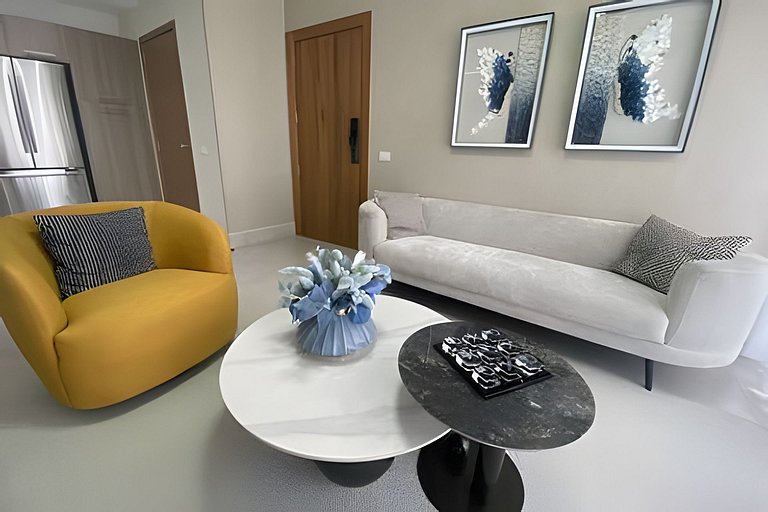 Majestic 2 bedroom apartment.