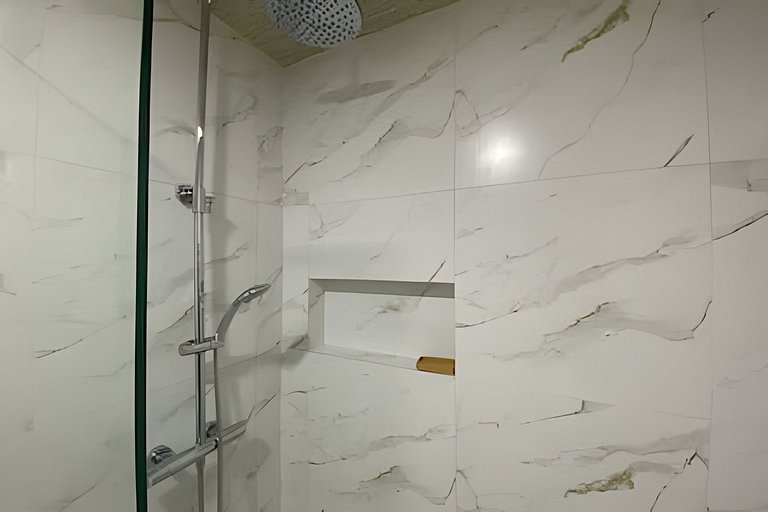 Majestic 2 bedroom apartment.