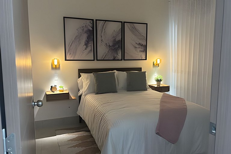 Radiant Rest Apartment