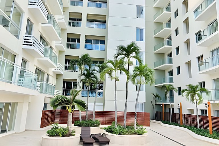 Radiant Rest Apartment