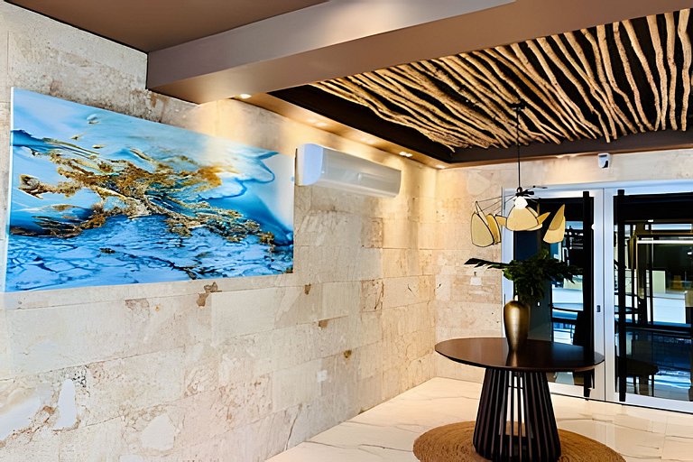 Radiant Rest Apartment