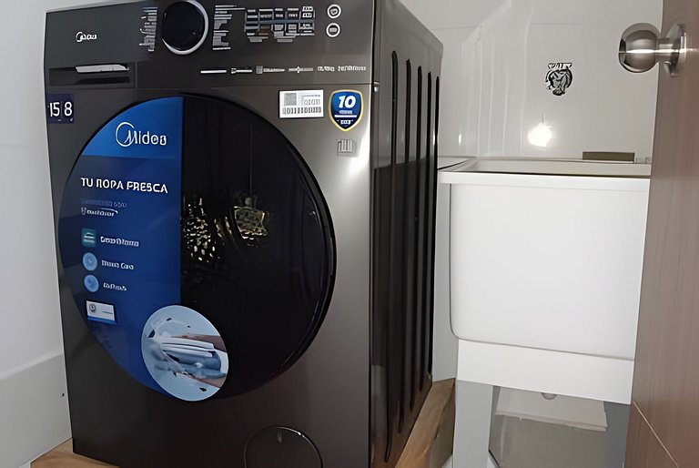 Radiant Rest Apartment