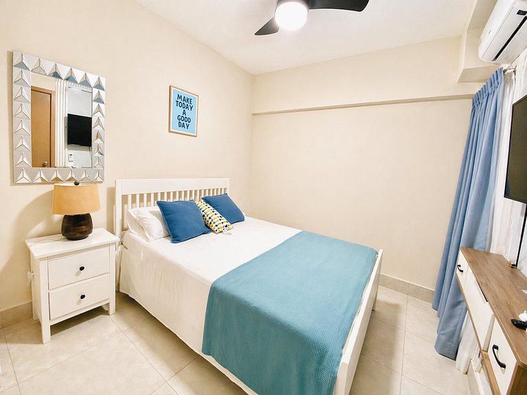 Apartamento piscina y playa