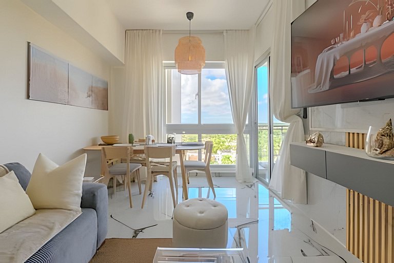 Coral Bay Studio