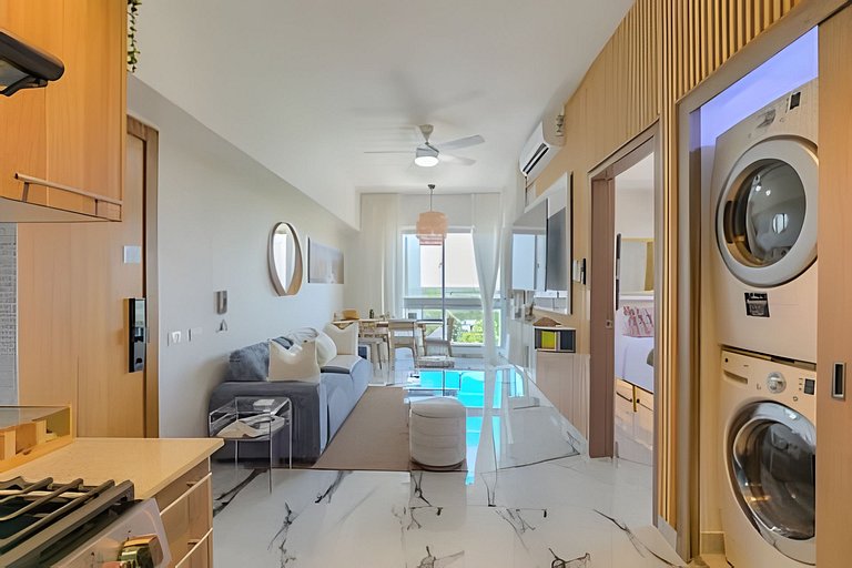 Coral Bay Studio